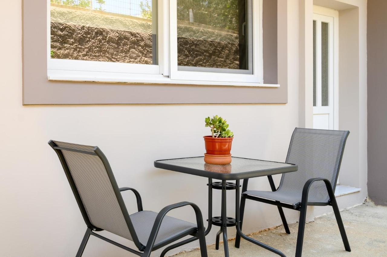 Peter'S Cozy Home Monemvasía Екстериор снимка